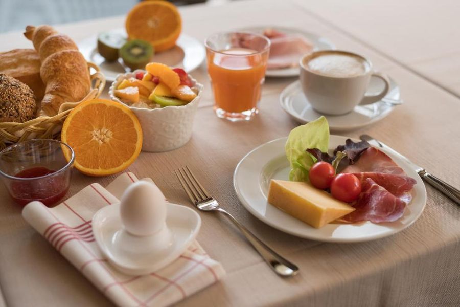 Blümlisalp breakfast
