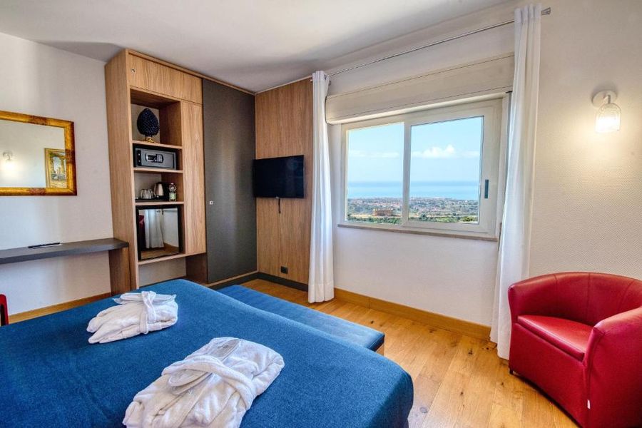 Colleverde Park Hotel Double Room with a view