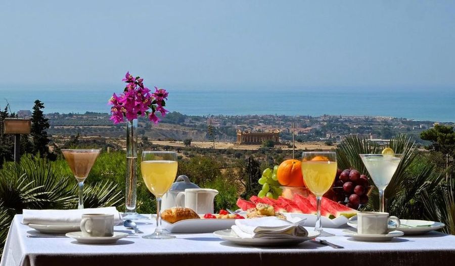 Colleverde Park Hotel breakfast with a view