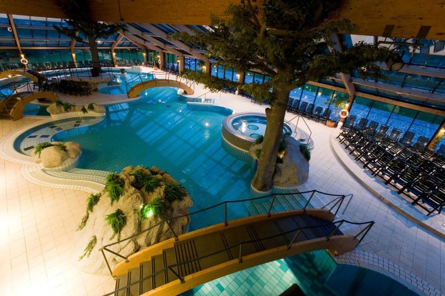 ECO hotel Bohinj big pool