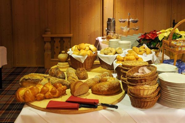 Hotel Kirchbühl pastry corner