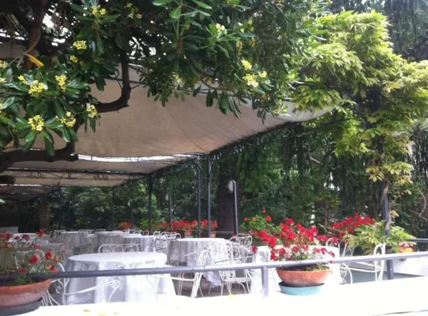 Hotel Pensione Moderna Outdoor Dining