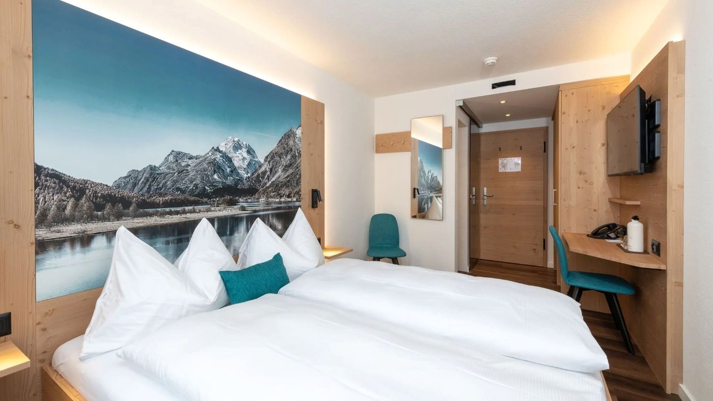 Hotel Randolins St. Moritz economy double room