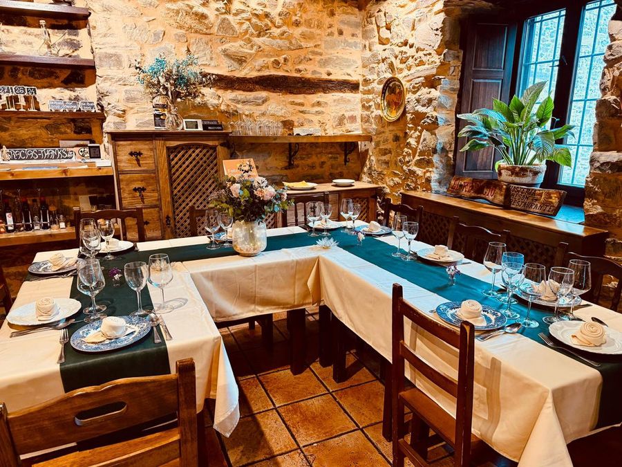 Hotel el Refugio Dining