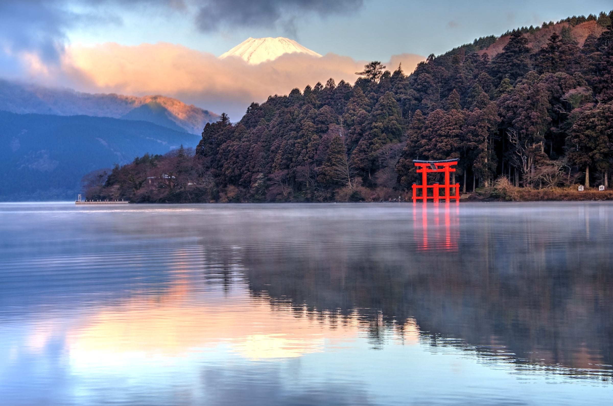 Hakone: Mountain Trails & Lake Ashi in Style - 5 Day