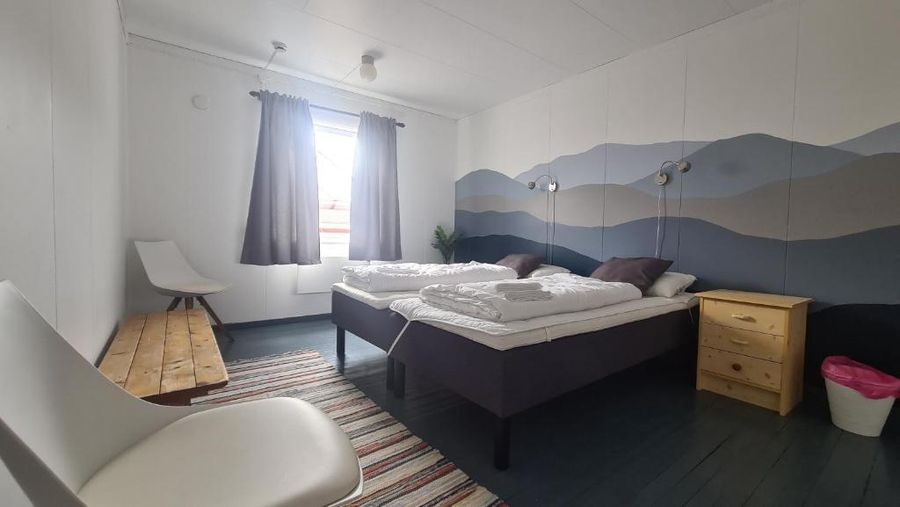 Lydersen Rorbuer double room