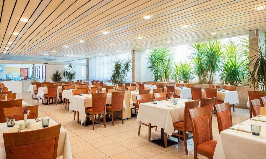 Marco Polo Hotel Dining Room