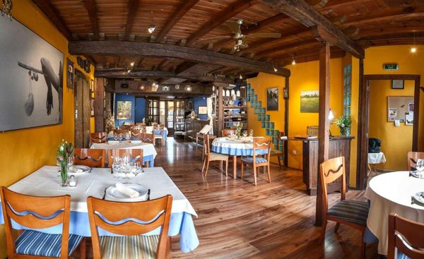 Puerta del Perdón hotel dining