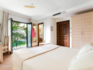 Relais Villa bedroom 2