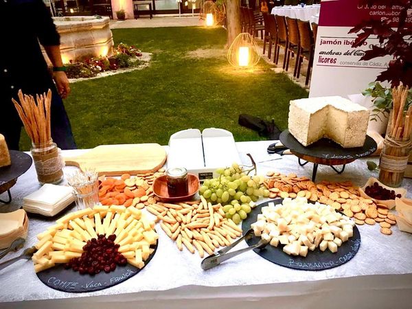 Camino Frances: Leon to Santiago -17 Days food