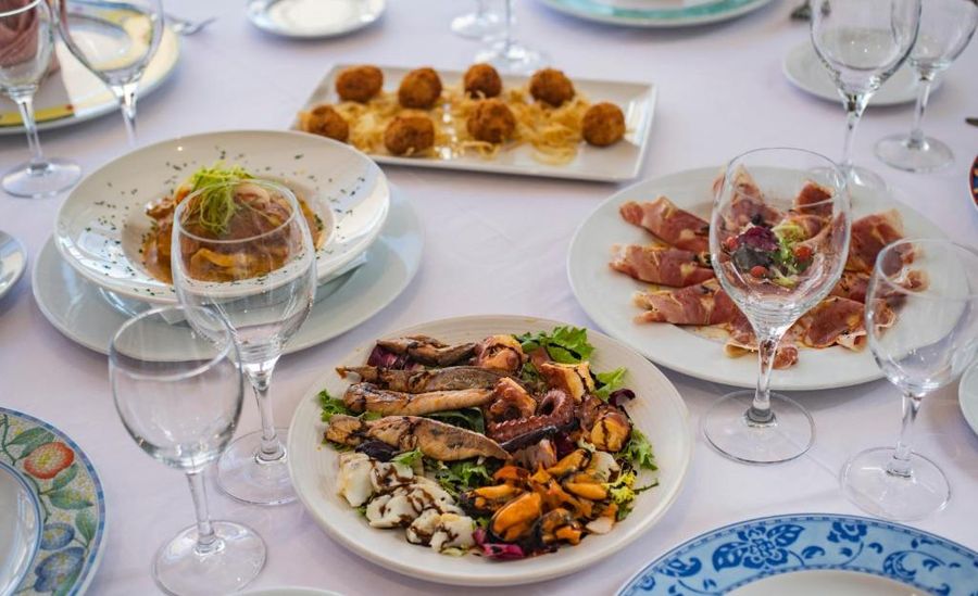 Camino, Final Stage: Sarria to Santiago - 8 Days food
