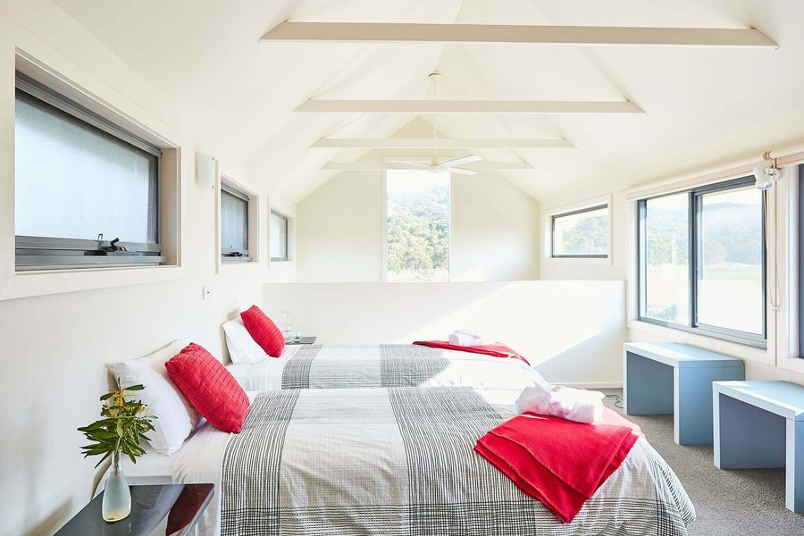 valley view mezzanine bedroom
